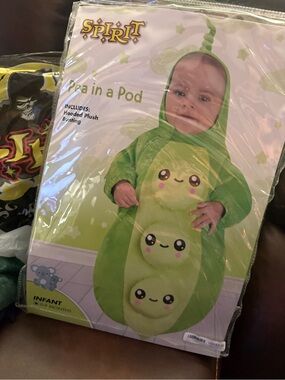 Spirit Infant Pea Pod Costume in  Green